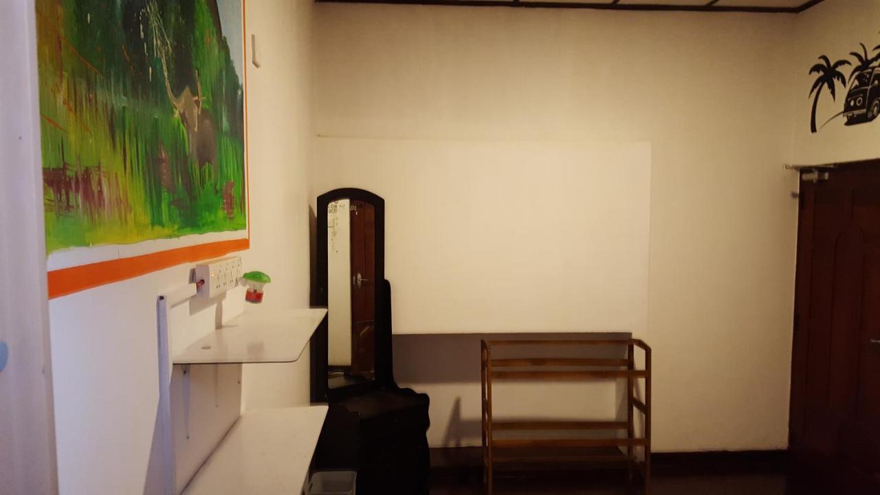 The Backpack Hub At Weligama Hostel Екстериор снимка